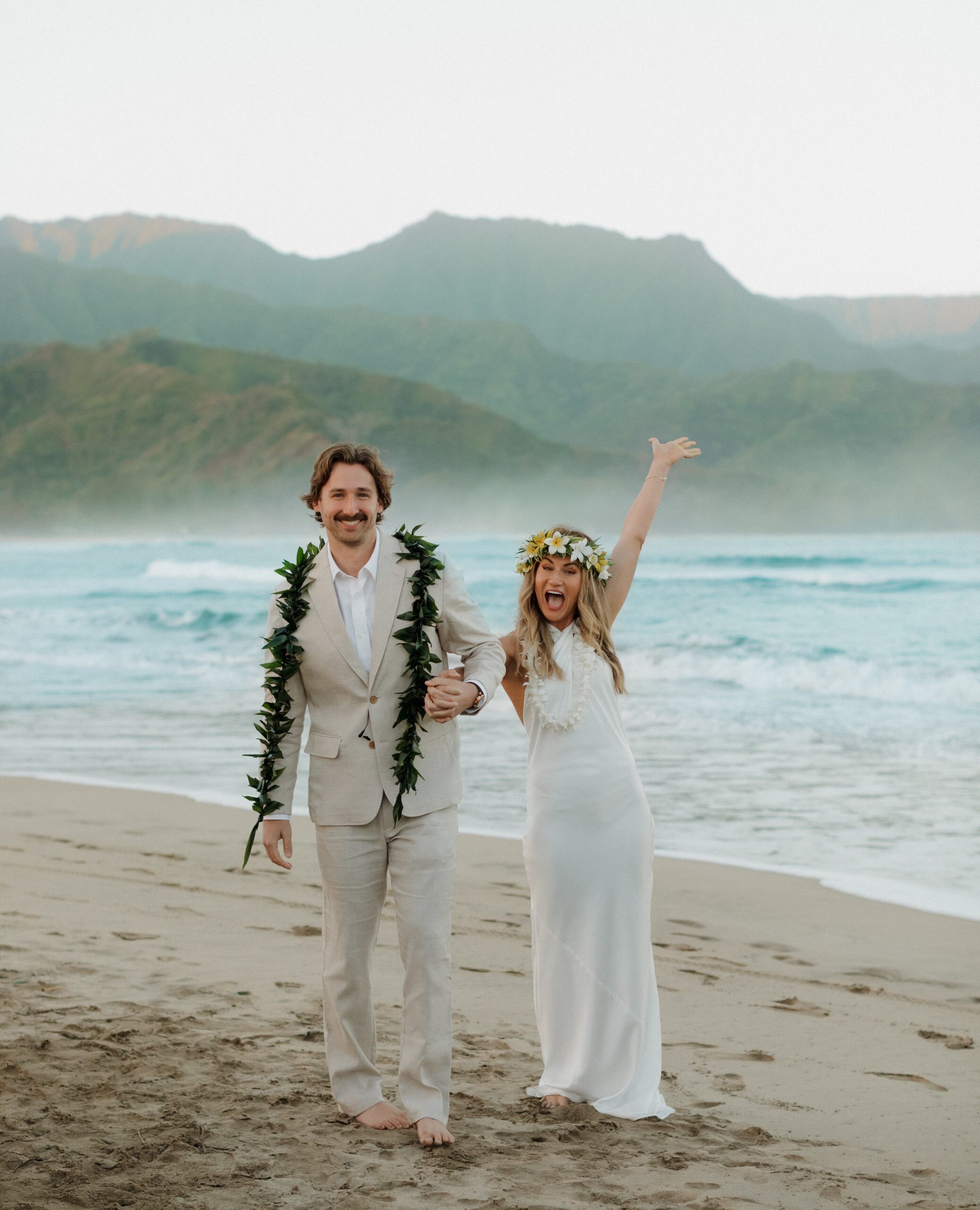 Kauai Elopement at Hanalei Bay